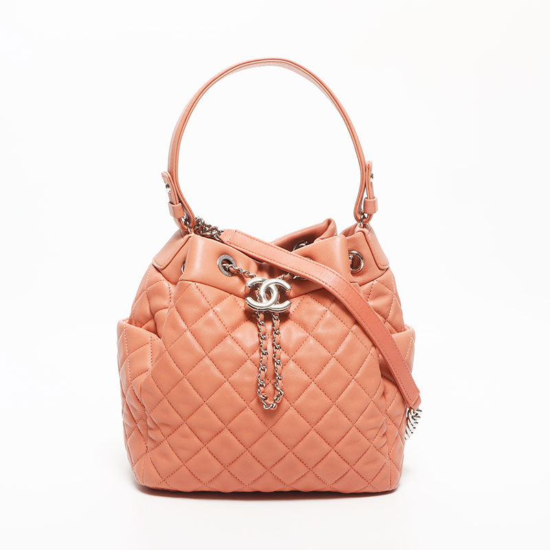 シャネル CHANEL 25番台 ココマーク 巾着 ラムスキン ハンドバッグ