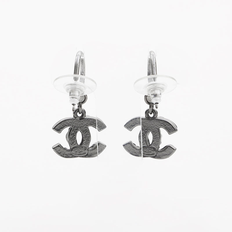 シャネル CHANEL 10A 2010 ココマーク ピアス シルバー WS11596 – NUIR