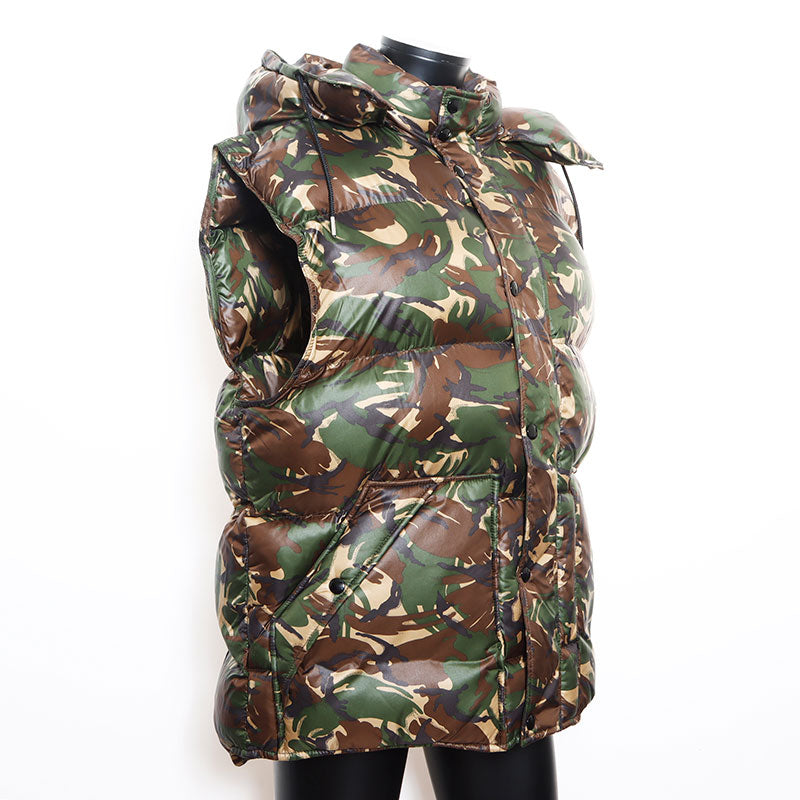 CELINE セリーヌ 21AW CAMO PUFFER VEST 2W4250610 カモ 迷彩柄 パファーベスト ジャケット カーキ ロゴプリント WS11773-4.jpg?v=1757648771