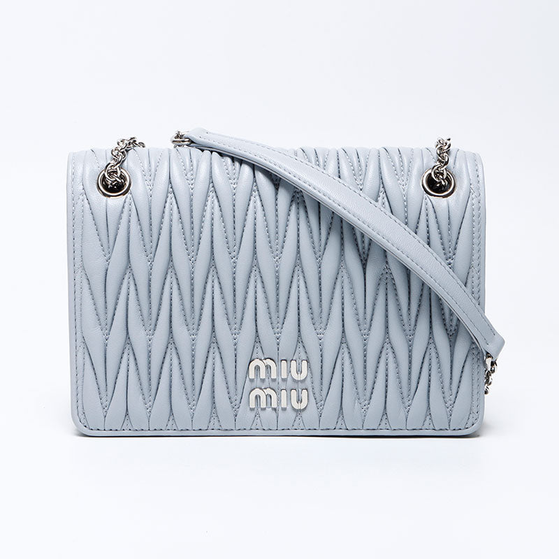 ミュウ ミュウ Miu Miu マテラッセ シルバーチェーン ショルダーバッグ