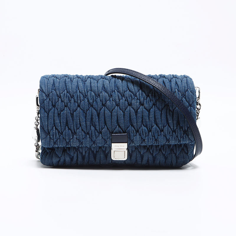 miumiu マテラッセデニムバック 中古・古着通販】MIU MIU (ミュウミュウ) マテラッセ デニム