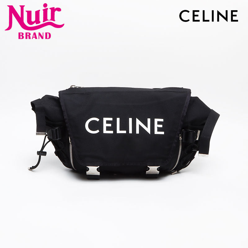 美品 セリーヌ CELINE ミディアムトレッキング ナイロン