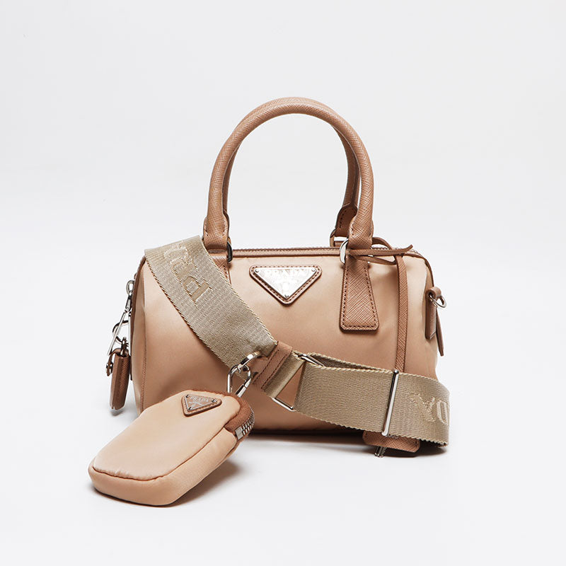 プラダ PRADA パドロック付 ミディアム Re-Nylon xレザー トップ