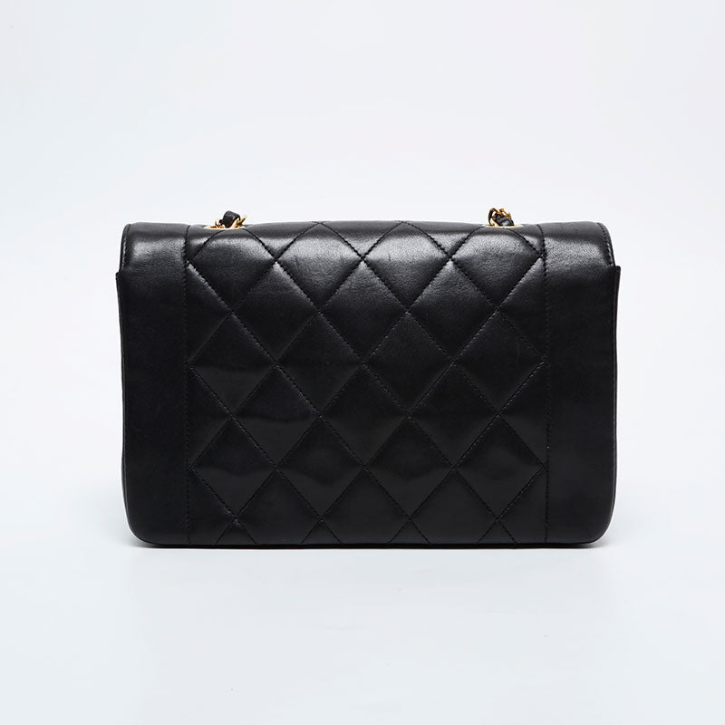 CHANEL No. 3 1994-1996 Diana Lambskin Chain Shoulder Bag black