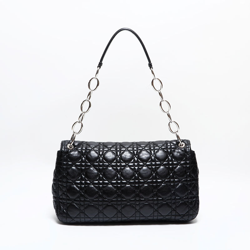 Dior ブラックレザーショルダーバッグ Christian Dior ブラックレザー ショルダーバッグ Christian
