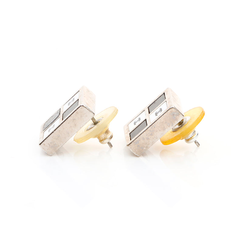 CHANEL ピアス　ココマーク　スタッドタイプ　ヴィンテージ CHANEL(シャネル) Coco Mark Pierced Earrings ヴィンテージ