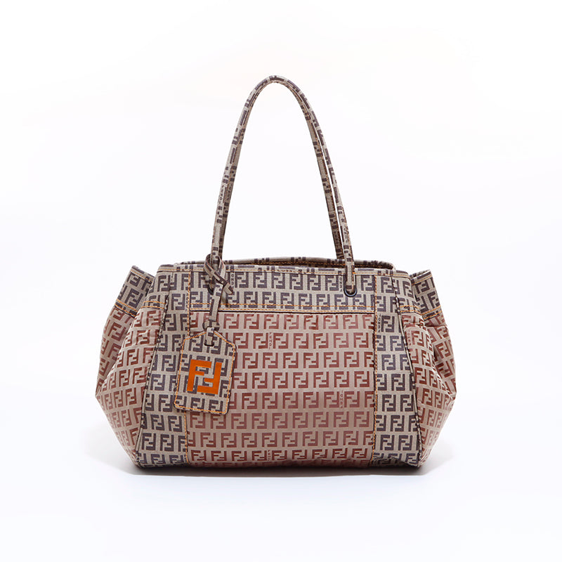 フェンディ FENDI ズッキーノ柄 ハンドバッグ ブラウン WS6842 – NUIR