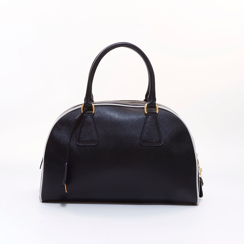 プラダ PRADA ロゴ サフィアーノ ハンドバッグ ブラック WS7023 – NUIR