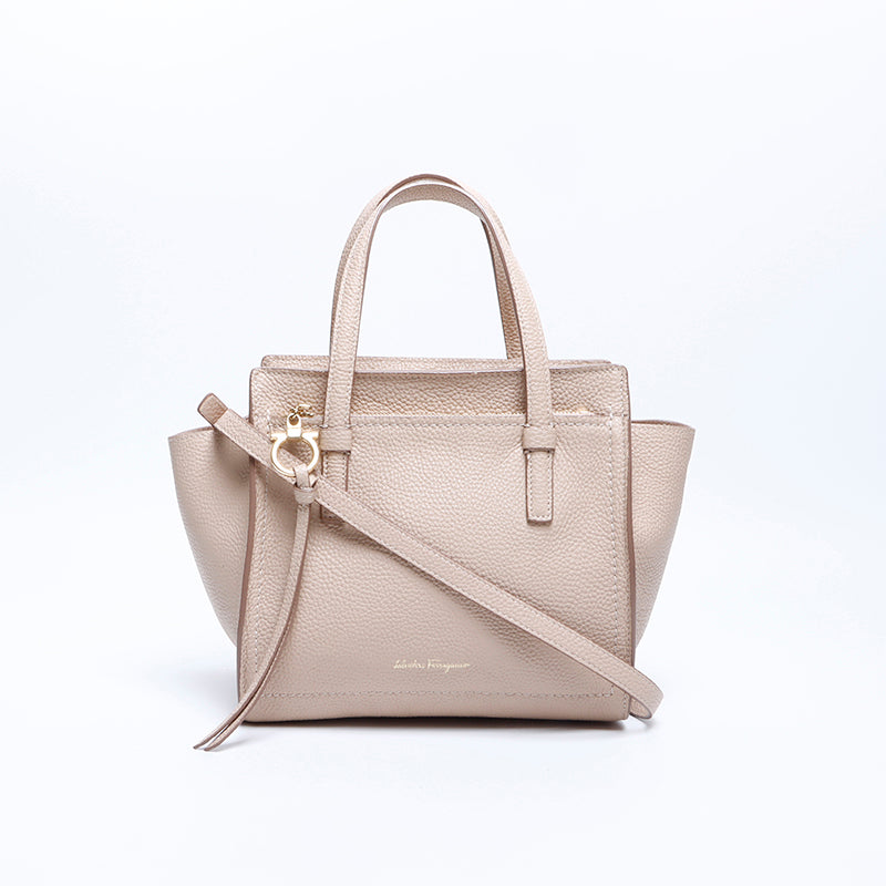 サルヴァトーレフェラガモ Salvatore Ferragamo 2way ハンドバッグ
