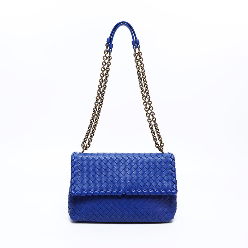 ボッテガヴェネタ BOTTEGAVENETA オリンピア レザー イントレチャート チェーン ショルダーバッグ ブルー WS8128 – NUIR  VINTAGE