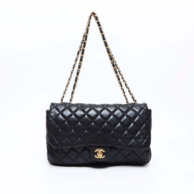 Chanel CHANEL 18th Lambskin Matelasse Chain Shoulder Bag Black