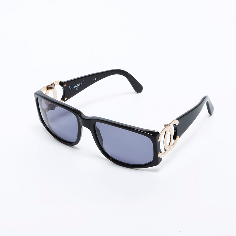 大人気モデル CHANEL sunglasses coco y2k BLACK CHANEL Sunglasses Black Plastic Coco Mark Lens 6 x 5.1 cm w