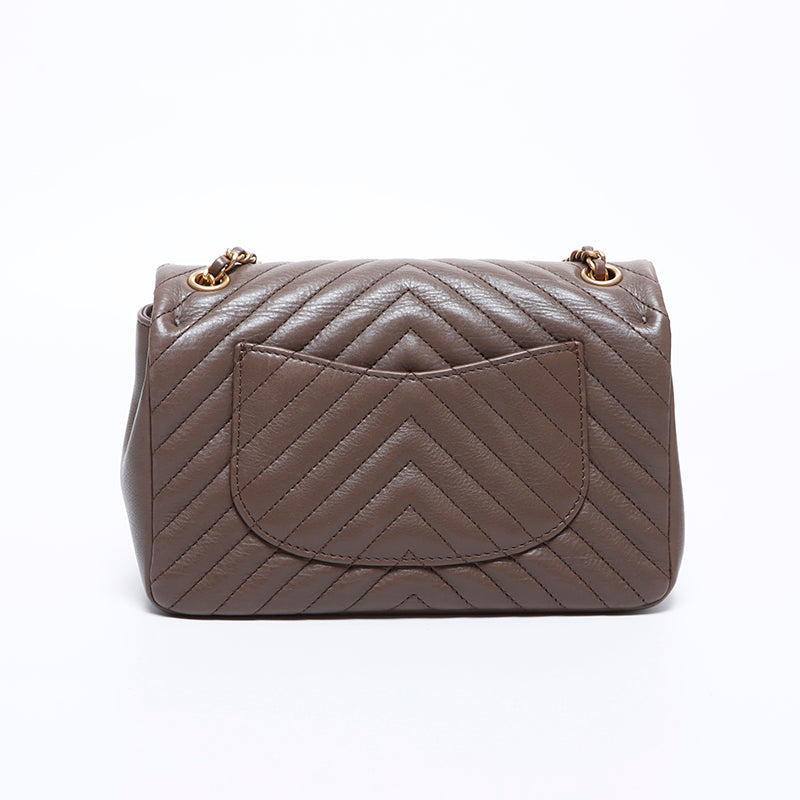 Unused stored item CHANEL No. 26 Chevron Chain Shoulder Bag Brown
