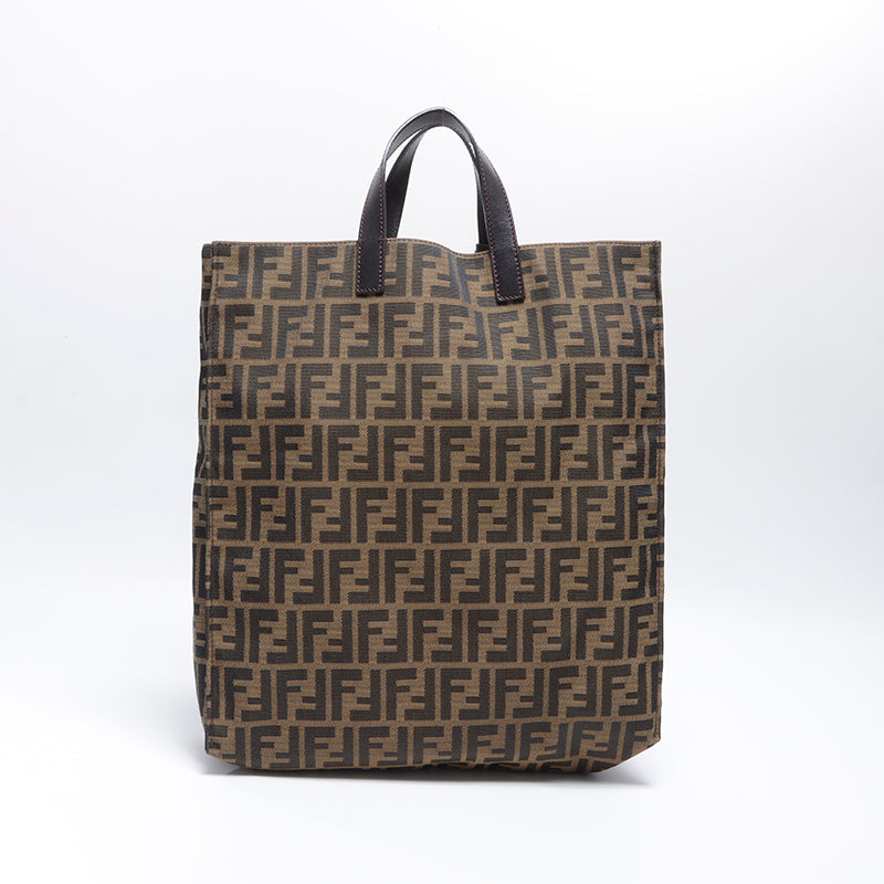 【美品】FENDI トートバッグ フェンディ FENDI ズッカ キャンバス トートバッグ ブラウン WS8581