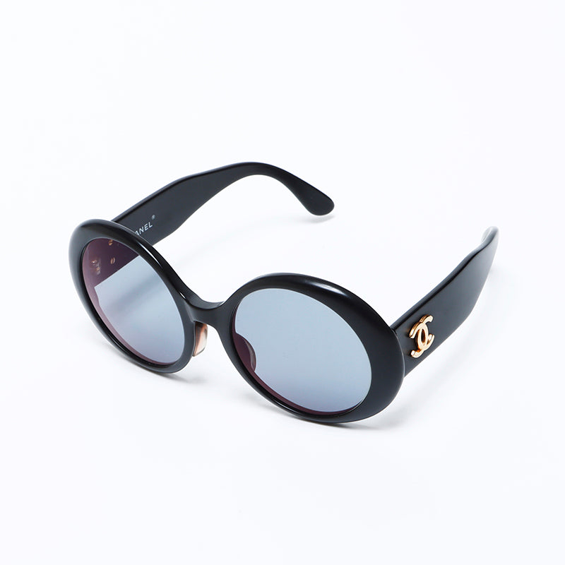 CHANEL ラウンド型 ブラックサングラス
