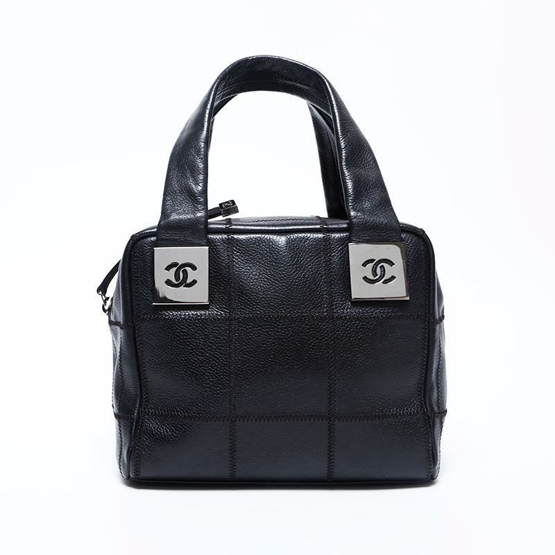 シャネル CHANEL 8番台 キャビアスキン チョコバー トートバッグ シャネル CHANEL 8番台 キャビアスキン チョコバー トートバッグ