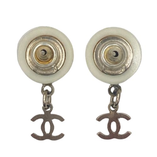 シャネル CHANEL ココマーク スイング ピアス ホワイト WS2868