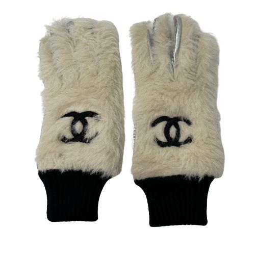 【新品同様】CHANEL シャネル ココマーク ファー 手袋 新品同様】CHANEL シャネル ココマーク ファー 手袋