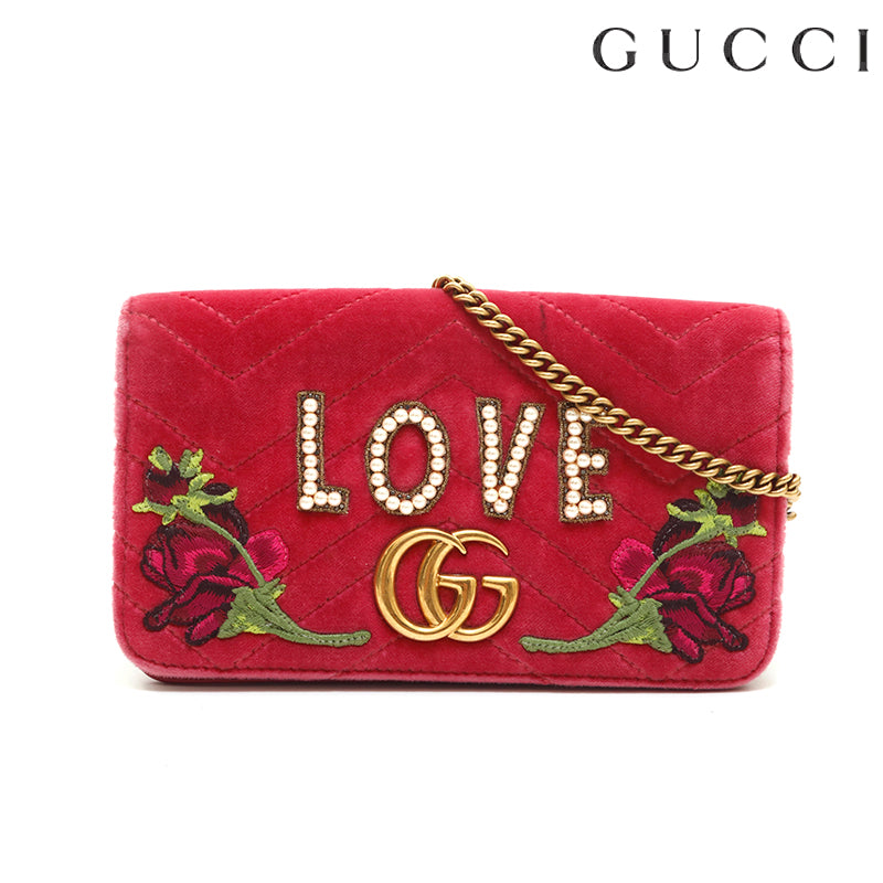 GUCCI ショルダーバッグ　GGマーモント　ベルベット GUCCI グッチ キルティングスモールバッグ GGマーモント