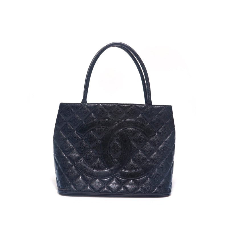 CHANEL キャビアスキン 復刻トート ハンドバッグ CHANEL（シャネル） 復刻トート マトラッセ トートバッグ キャビア
