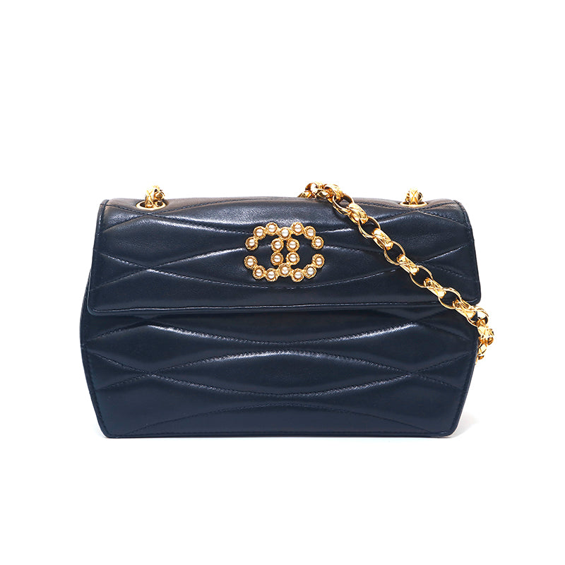 Chanel 19 bag online navy