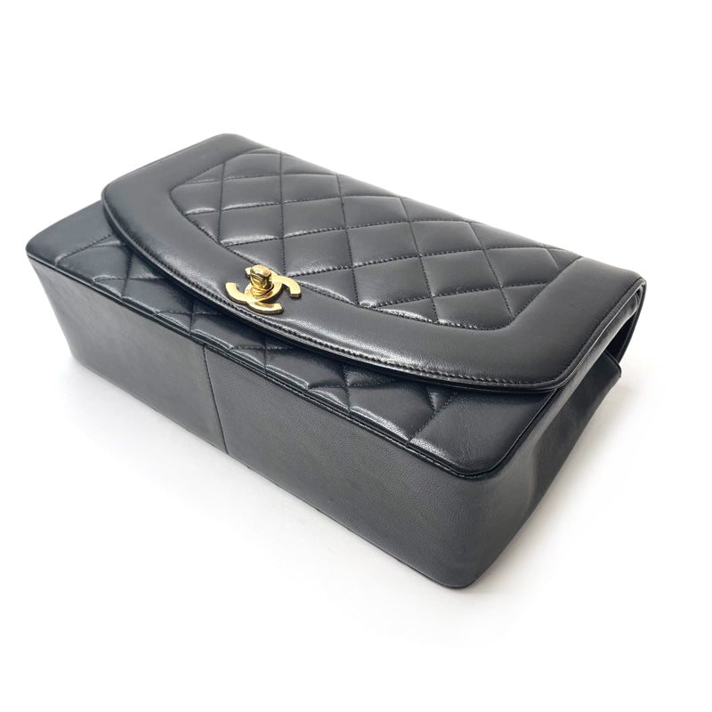 シャネル CHANEL ダイアナ フラップ チェーンショルダー 1991-1994年