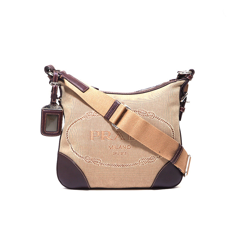 PRADA 刺繍ショルダーバッグ ベージュ レザー ショルダーバッグ(X237Y057)｜阪急百貨店公式通販サイト