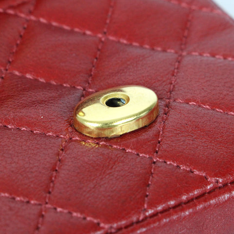 Chanel Mini Mini Matelasse -Gürtel aus saiternder Leder Coco Mark Beutel Leder Red EIT0111P1376