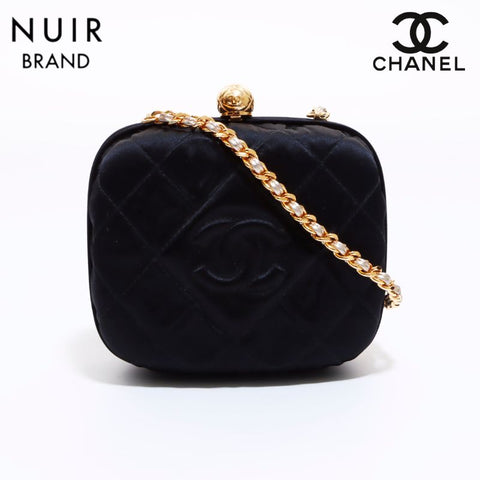 シャネル CHANEL ココマーク マトラッセ ショルダーバッグ サテン ブラック WS6272