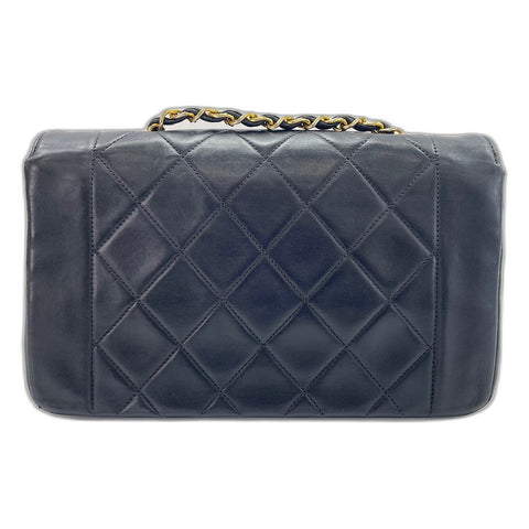 CHANEL Shoulder Bag black WS31631