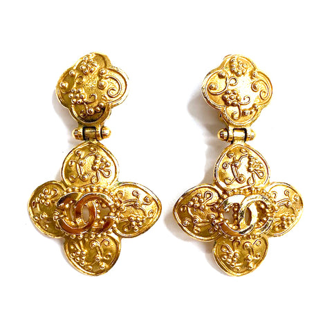 Chanel Coco Mark 1996 Boucles d'oreilles GP Gold WS1778