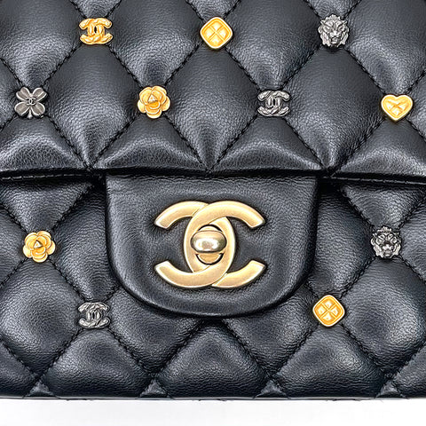 シャネル CHANEL マトラッセ ダブルフラップ チェーン スタッズ 2018年 ショルダーバッグ ブラック WS2581