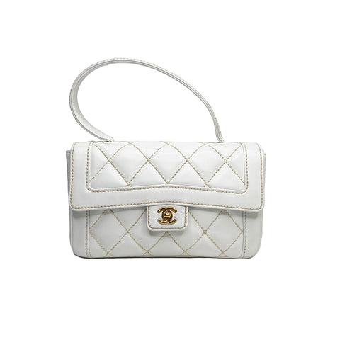 CHANEL Matelasse Wide Stitch 2004 Handtasche Lammleder weiß WS2322