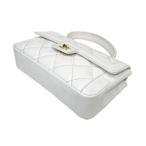 CHANEL Matelasse Wide Stitch 2004 Handtasche Lammleder weiß WS2322