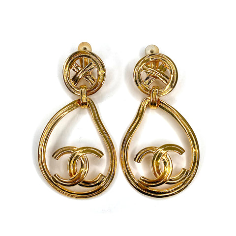Chanel Coco Mark Earrings Gold WS1848