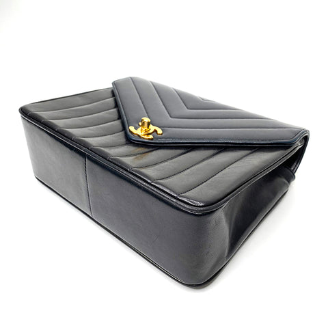 Chanel V-genähte Wain-Schulter 1986-1988 Umhängetaschen Lambskin Schwarz WS1699