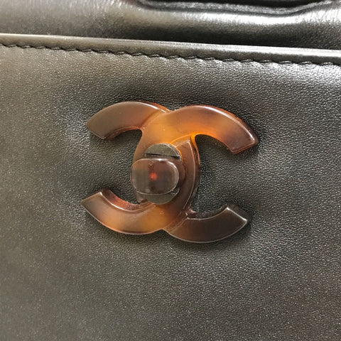 Chanel Coco Mark Nr. 5 Vintage Tortoise Shell braune Handtasche Leder Schwarz C3084