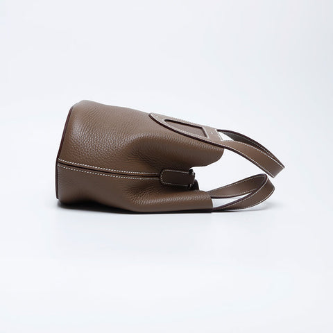 Hermes Hermes B in der Schleifenhandtasche Brown WS10018 eingraviert
