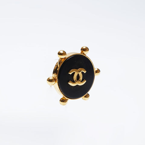 CHANEL 90's COCO Mark Earring gold WS10044