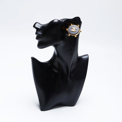CHANEL 90's COCO Mark Earring gold WS10044