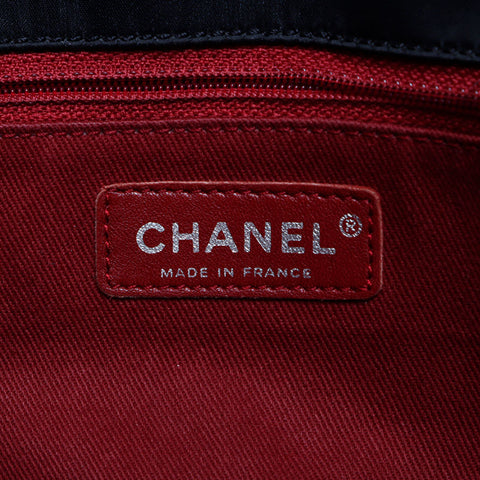 CHANEL 11. Serie Nylon-Ketten-Umhängetasche schwarz WS10183