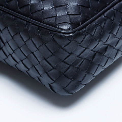 ボッテガヴェネタ BOTTEGAVENETA イントレチャート ショルダーバッグ ブラック WS10185