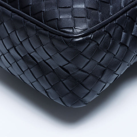 ボッテガヴェネタ BOTTEGAVENETA イントレチャート ショルダーバッグ ブラック WS10185