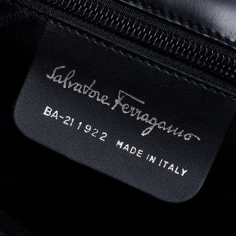 サルヴァトーレフェラガモ Salvatore Ferragamo シルバー金具 カーフスキン ワンショルダー ショルダーバッグ ブラック WS10216