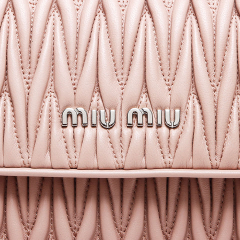 ミュウ ミュウ Miu Miu マトラッセ チェーン シルバー金具 ミニ ショルダーバッグ ピンク WS10231