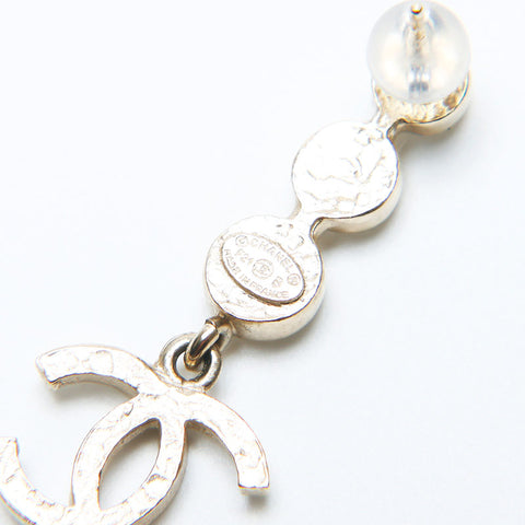 Chanel F21B Coco Mark Rucassement des boucles d'oreilles Gold WS10233
