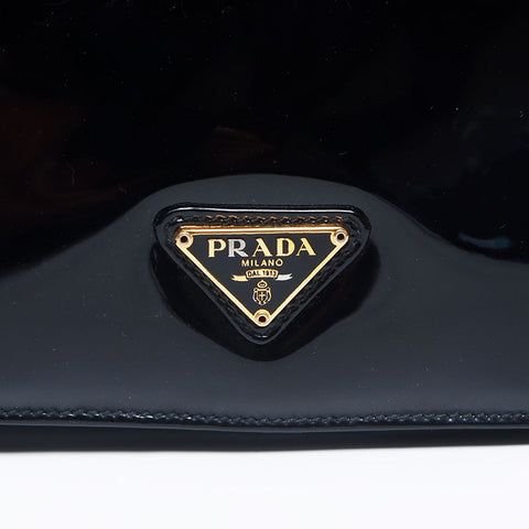 プラダ PRADA チェーン ゴールド金具 エナメル 三角ロゴタグ ショルダーバッグ ブラック WS10585