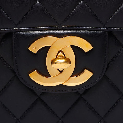 Chanel Chanel 3. Lambskin Matelasse Umhängetasche Schwarz WS10642