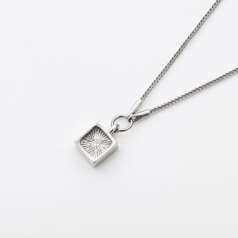 Givenchy Givenchy G Logo Strasshalskette Silber WS11008