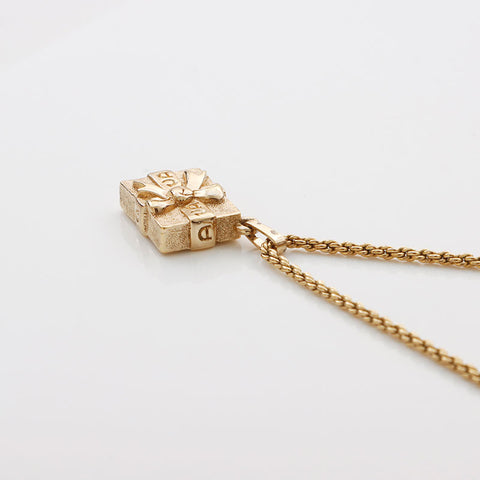 Christian Dior Gift Motif Necklace gold WS11017